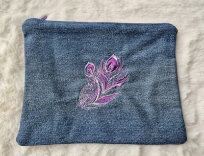 Pochette "plume violette"